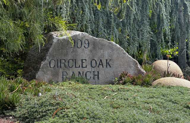 Country Cottage at Circle Oak Ranch - 907 Mustang Ct. (1 bed/1 bath) photos photos