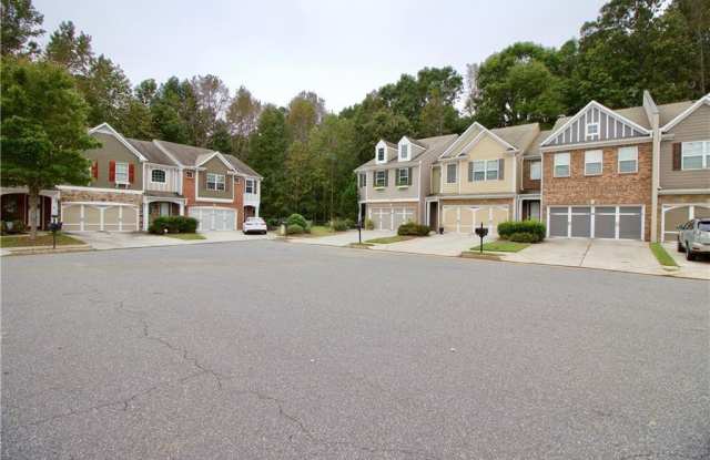 2552 PIERCE BRENNEN CT Court Gallery 2