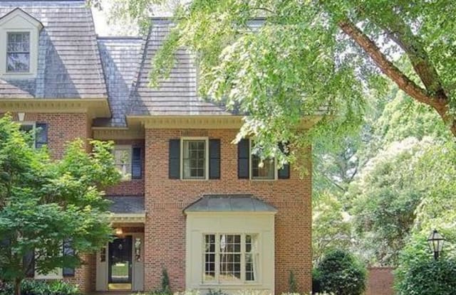 210 Perrin Place - 210 Perrin Pl, Charlotte, NC 28207