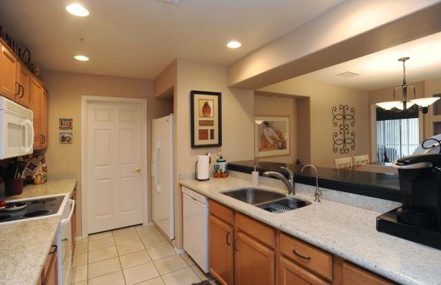 16745 E SAGUARO Boulevard Gallery 4