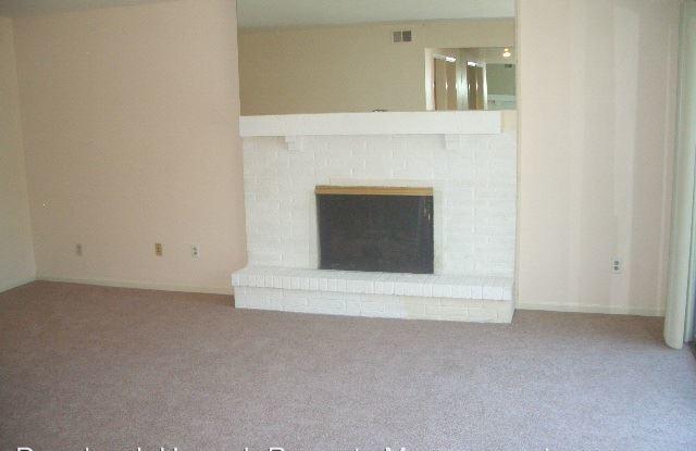 7612 W 59th Terrace Gallery 3