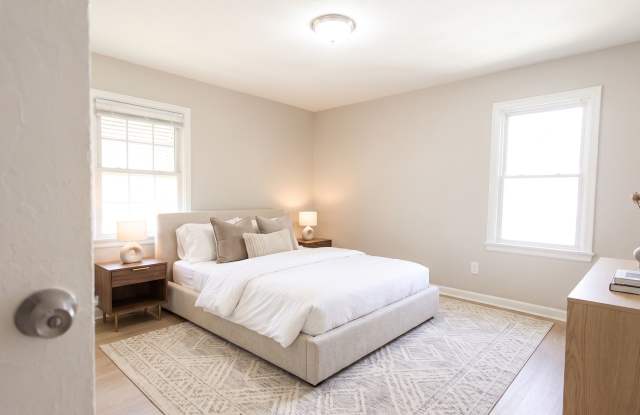 Section 8 and Eden Welcomed! Newly renovated colonial home! Gallery 4