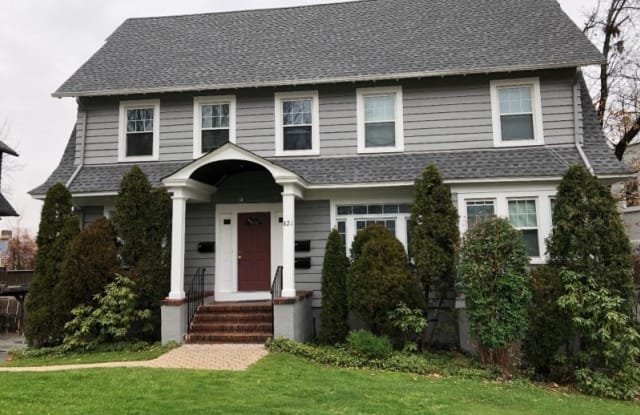821 Bloomfield Ave - 821 Bloomfield Avenue, Glen Ridge, NJ 07028 821 Bloomfield Ave - 821 Bloomfield Avenue, Glen Ridge, NJ 07028