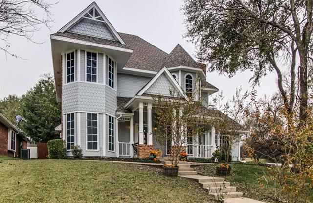 100 Rushcreek Drive Gallery 2
