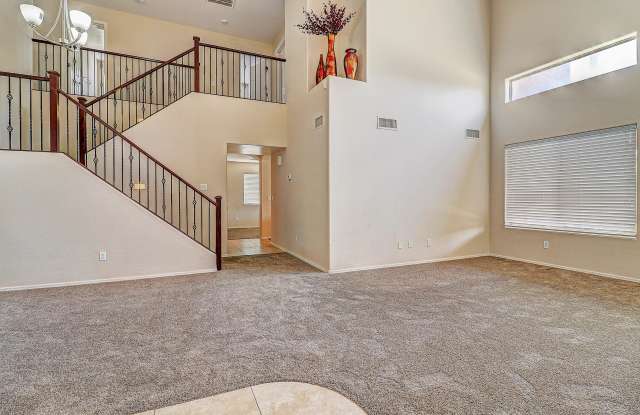 5233 W PLEASANT Lane Gallery 4