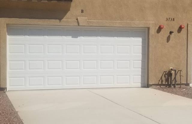 Luxury El Dorado Townhome for Rent photos photos