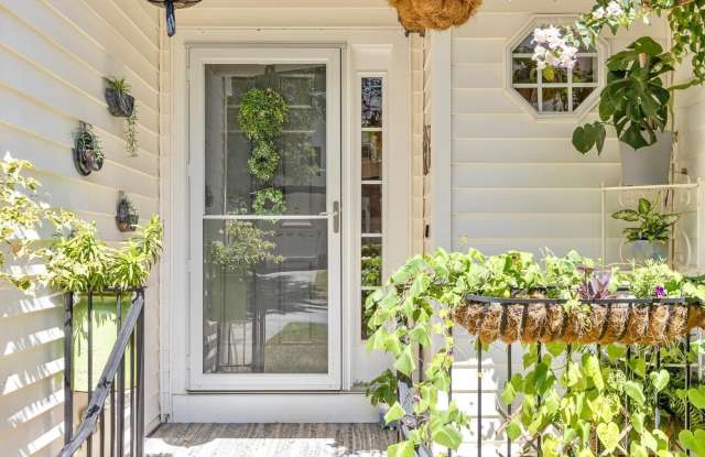 4610 Asterwood Drive Gallery 2