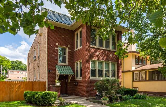 414 S Harvey Avenue Gallery 1