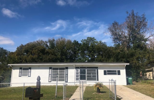 1616 Brentlawn Street - 1616 Brentlawn Street, Deltona, FL 32725