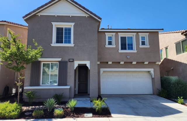 Great Two Story 3Bd, 2.5 Ba. Office can be 4th bd,  Solar in Lake Elsinore East of the 15 Fwy - 24141 Lavender dr, Lake Elsinore, CA 92532