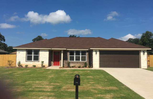 MOVE IN READY- Single Family Home- 3bedroom 2 bath- Lindale ISD photos photos