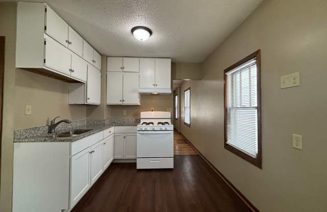 Single Family Home located south of Como Park! Apply TODAY! photos photos Single Family Home located south of Como Park! Apply TODAY! photos photos