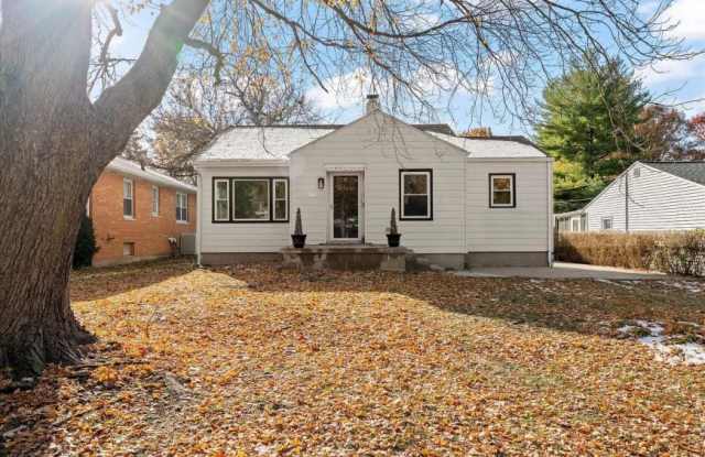 1407 West Clark Street photos photos