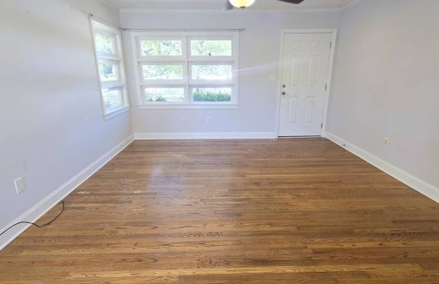 5218 Wrightsville Avenue Gallery 2