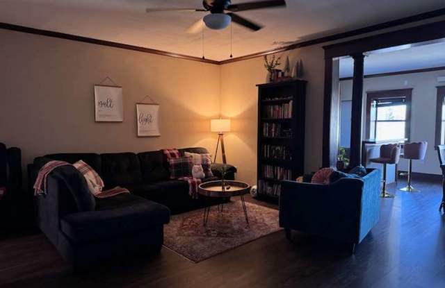 216 East Kemp Avenue - 2Unit #1 - 216 East Kemp Avenue, Watertown, SD 57201 216 East Kemp Avenue - 2Unit #1 - 216 East Kemp Avenue, Watertown, SD 57201