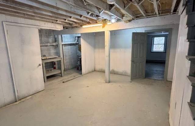 Beautiful 4 Bedroom 1.5 Bath House in Pottstown! photos photos