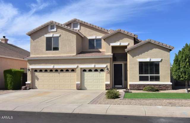 768 E Irma Lane photos photos