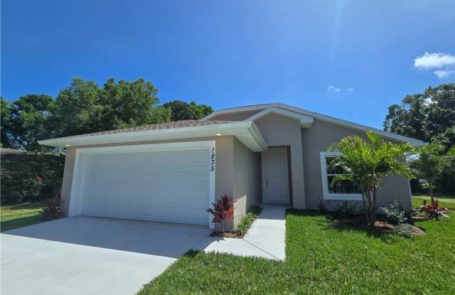 1835 38TH LANE photos photos