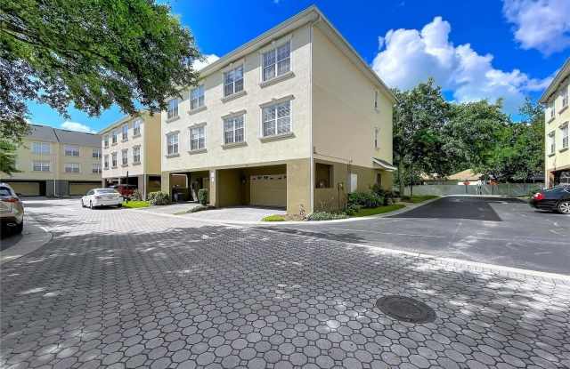 10144 ARBOR RUN Drive Gallery 4