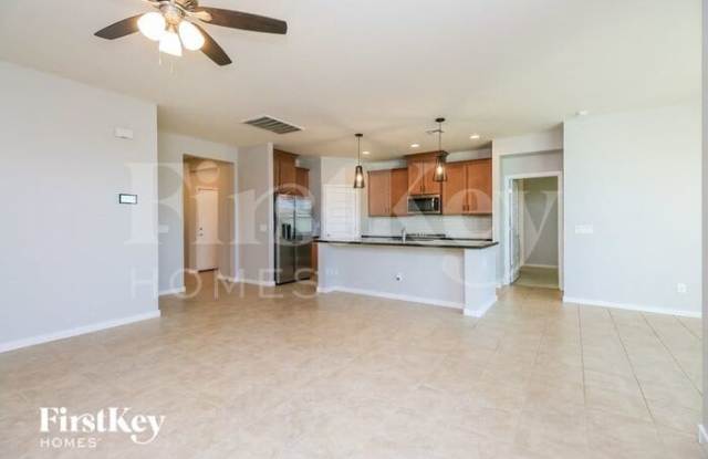 588 West Cholena Trail Gallery 3