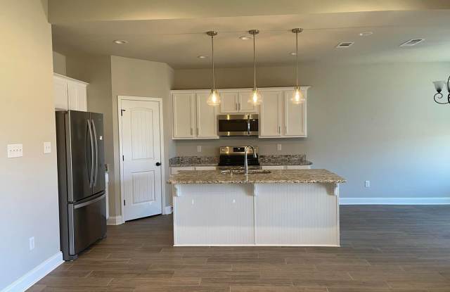 COMING SOON! 3/2 home available in Old Field Gallery 3