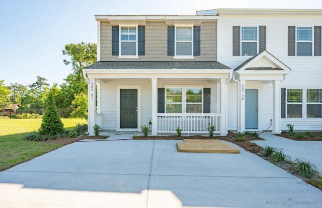 209 Banbury Ln. - 209 Banbury Lane, Little River, SC 29566