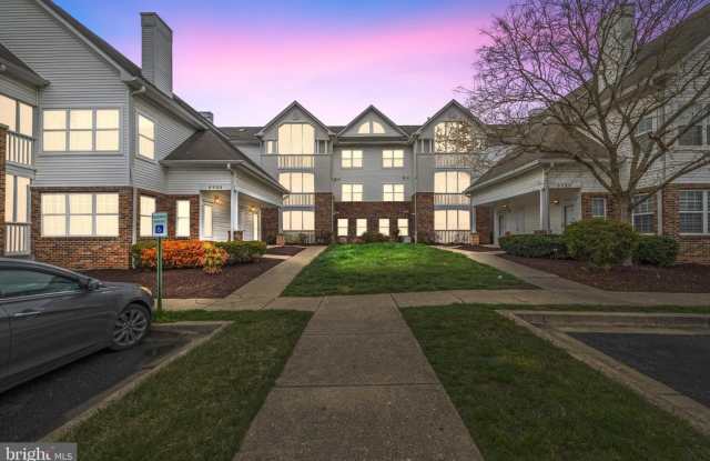 6520 LAKE PARK DR #301 photos photos