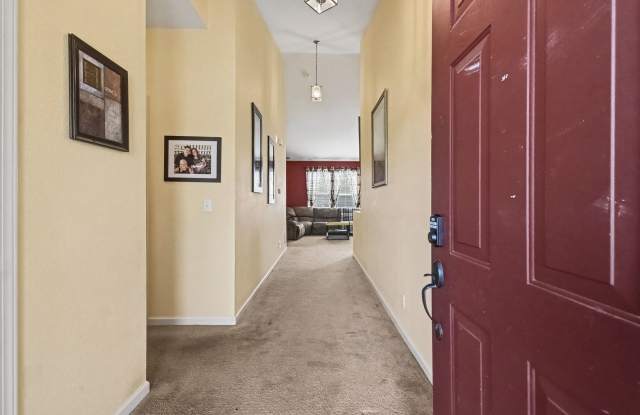 Great location! NEar Chalco Hills Recreation Area Gallery 3