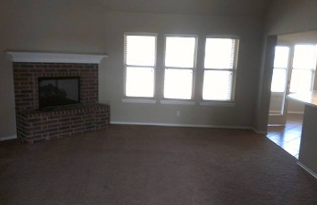 3 Bed | 2 Bath | Jenks Gallery 4