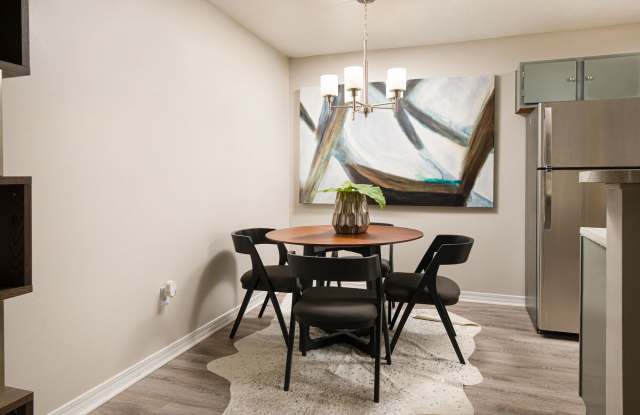 Midsouth 301 Gallery 2