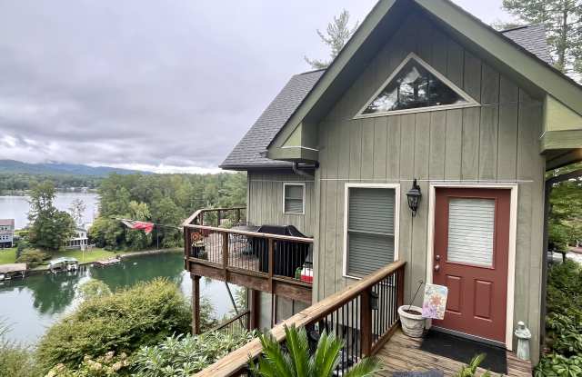 339 Evergreen Ridge Road Gallery 2