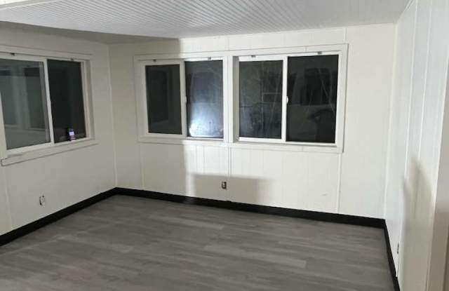 36539 Us-12 photos photos