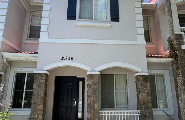 2539 Southwest 82nd Avenue photos photos