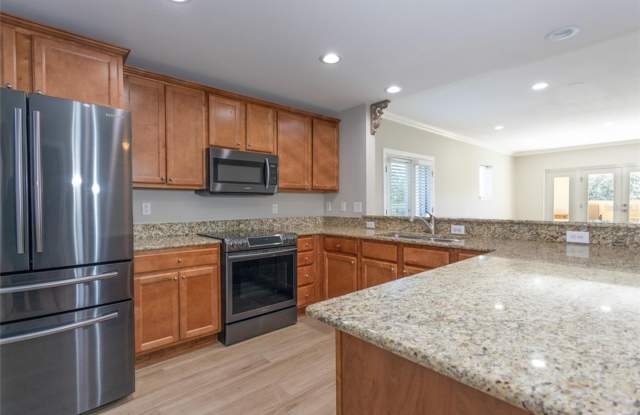 300 BELLA HARBOR Court Gallery 4