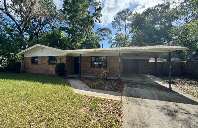 3 Bedroom / 2 Bathroom Palatka Home Gallery 1