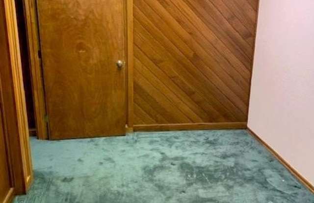 504 Tower Drive photos photos