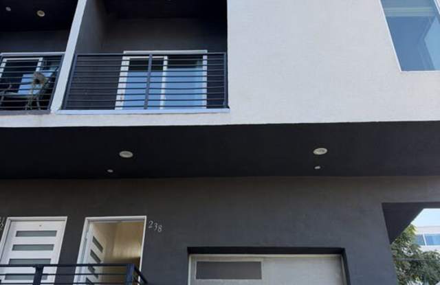 238 N Park View Gallery 1