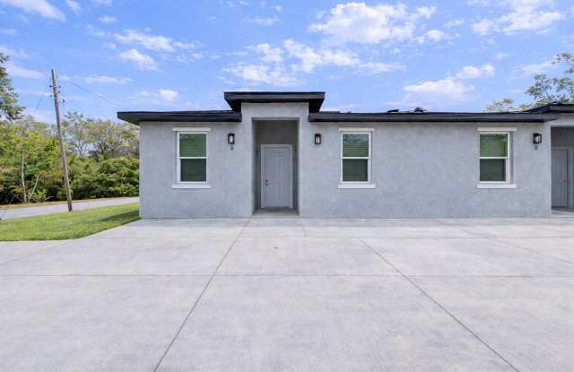 Modern 4BR Home for Rent – Open Layout, Upgraded Kitchen  Move-In Ready photos photos