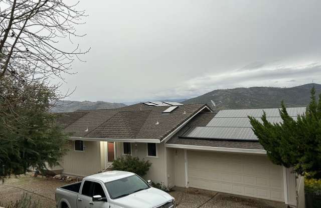 6367 Woodman Drive, Kelly Ridge - Stunning Lake View!! photos photos