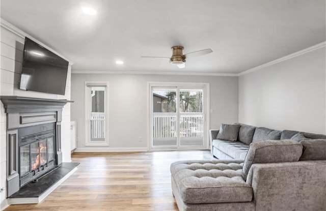 1506 Cumberland Court SE Gallery 2
