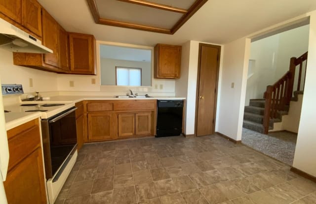 425 Foxfire Dr - 425 Foxfire Drive, Columbia, MO 65201