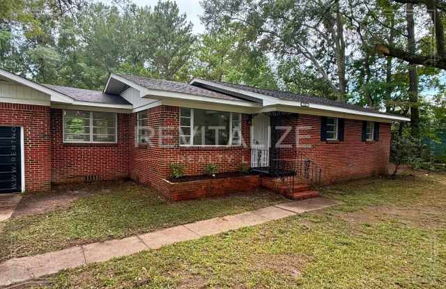 Beautiful 3 bedroom 1 bathroom on Dauphin Island Parkway! photos photos
