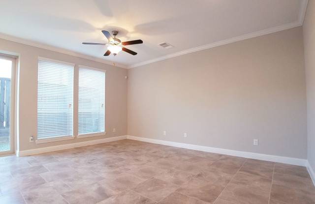 8912 Terrace Pass Dr. Gallery 4