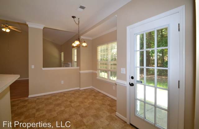 422 Glencrest Dr Gallery 2