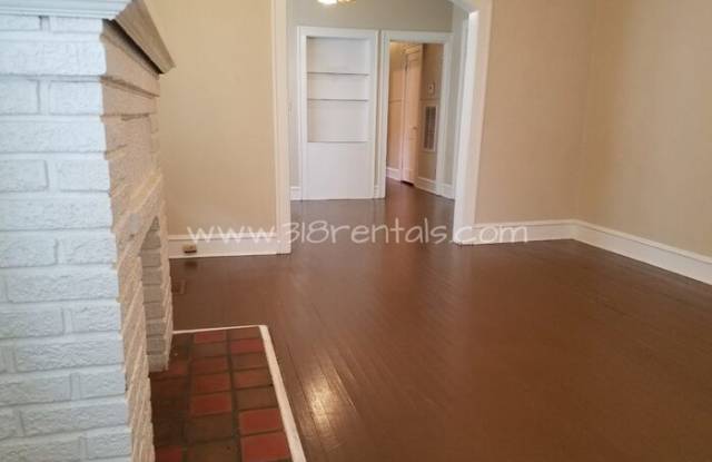3422 Beverly Place Gallery 4