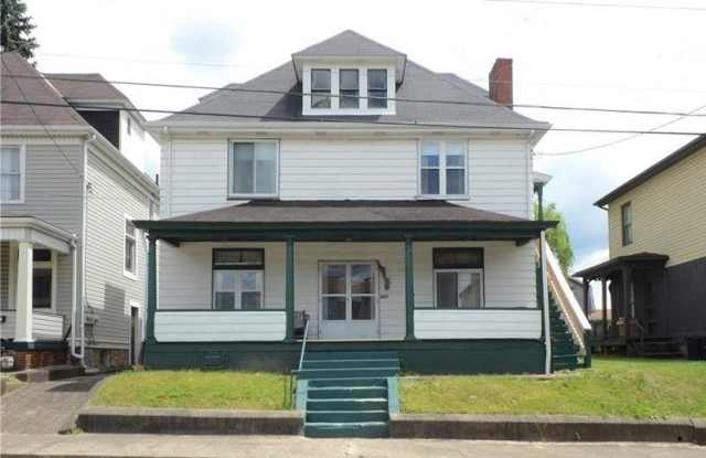 427 Jackson St - 427 Jackson Street, Rochester, PA 15074