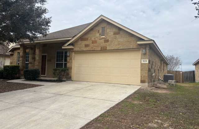 Beautiful One Story Home with Community Pool & Playground Gallery 4