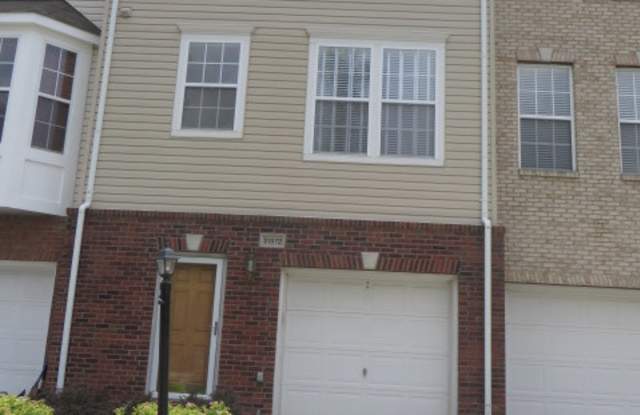 21372 Shady Wood Terrace - 21372 Shady Wood Terrace, Broadlands, VA 20148