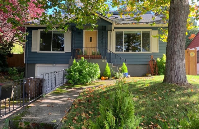 5425 S Bell St - 5425 South Bell Street, Tacoma, WA 98408