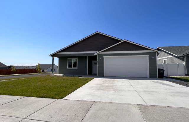 New Construction Home in Park Orchard Neighborhood! photos photos